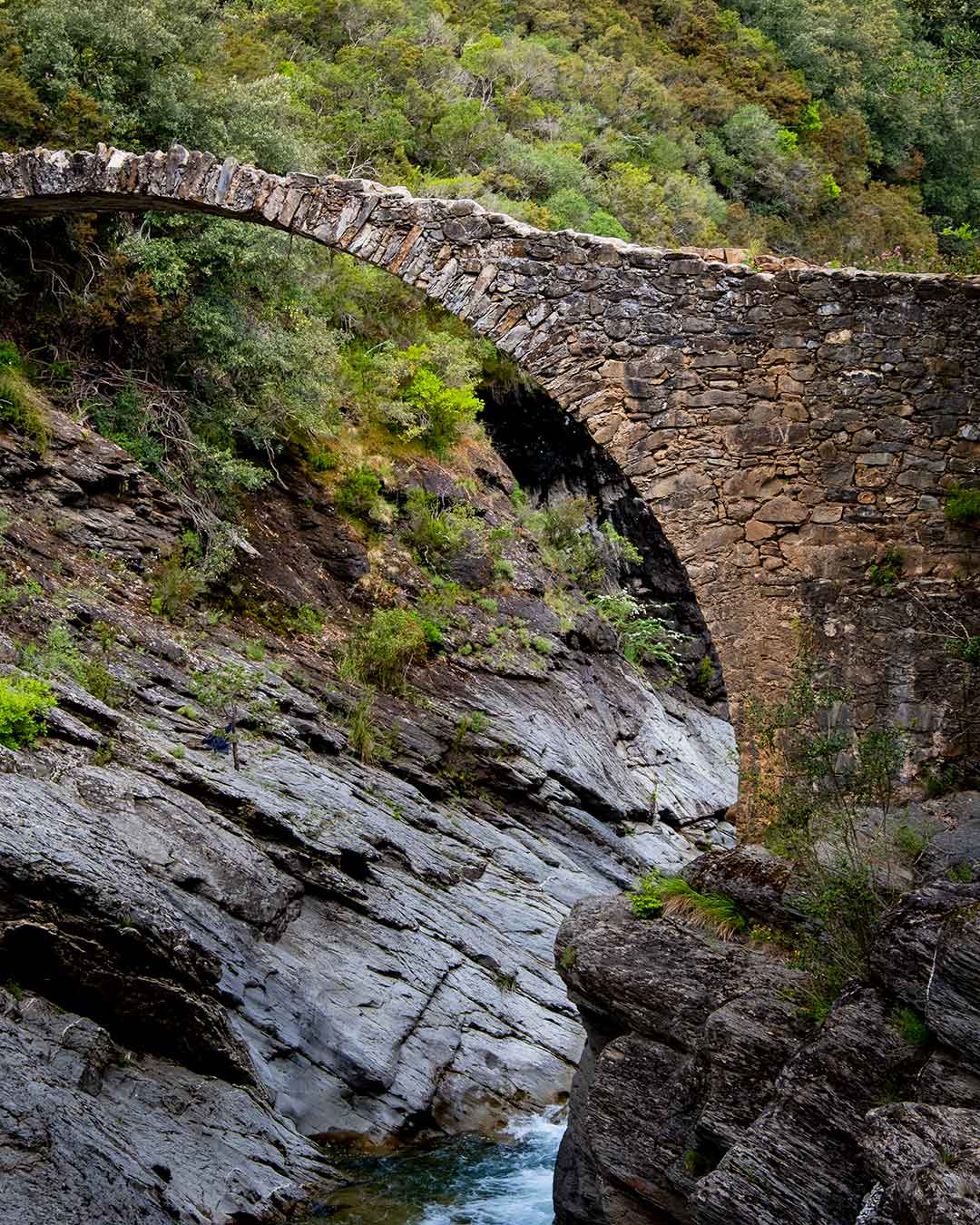 antico ponte in pietra