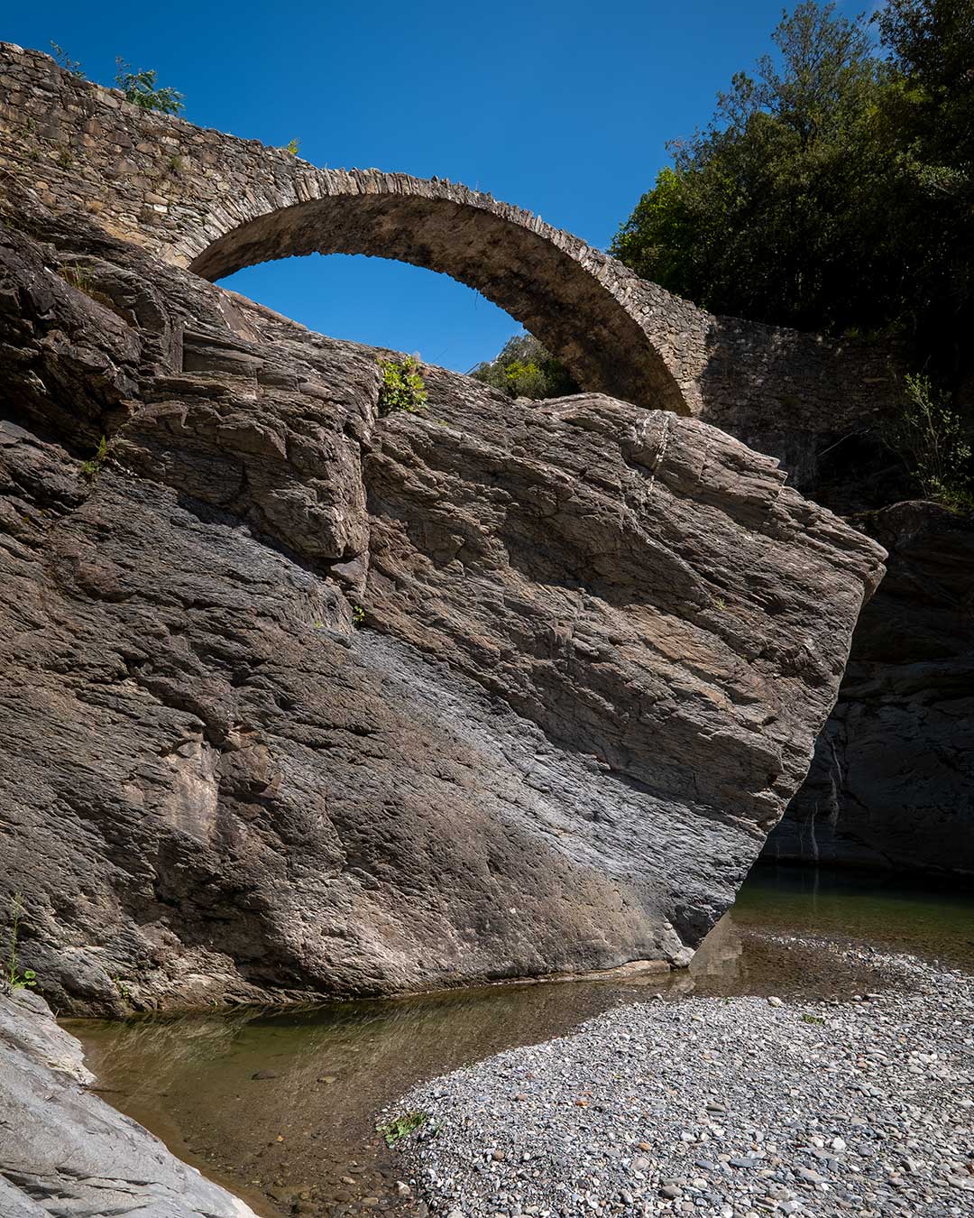 antico ponte in pietra