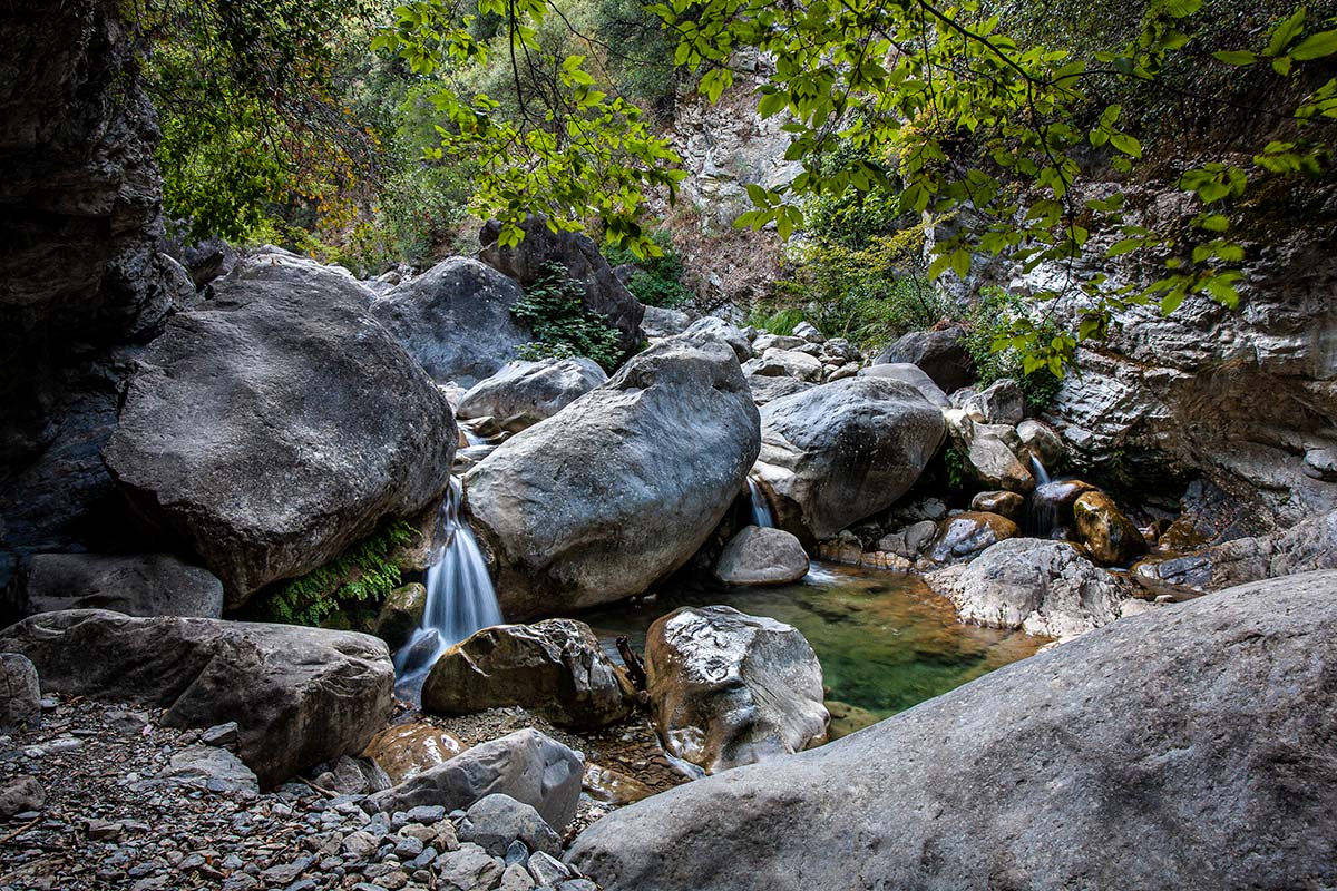 rocce in un torrente