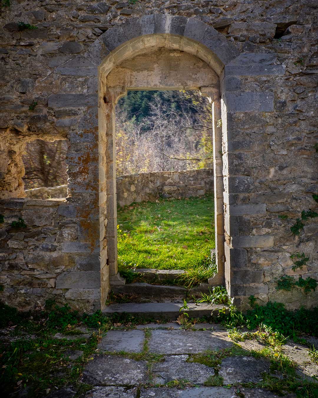 porta di un rudere